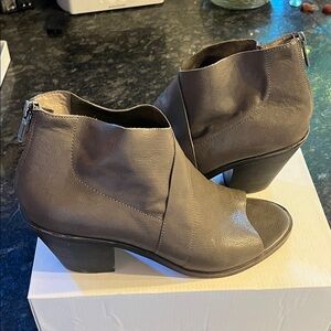 Eileen Fisher Gunmetal Gray Soft Leather Open Toe Ankle Heels
